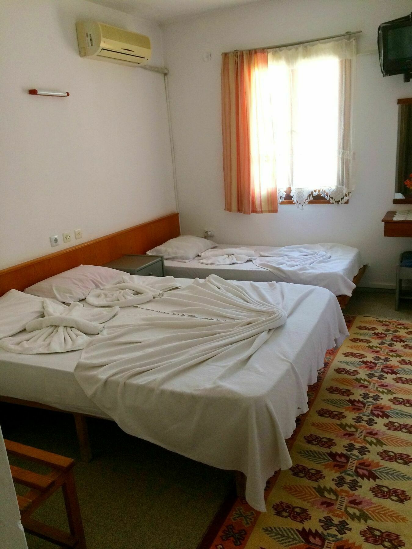 Parmis Rooms Çeşme Luaran gambar