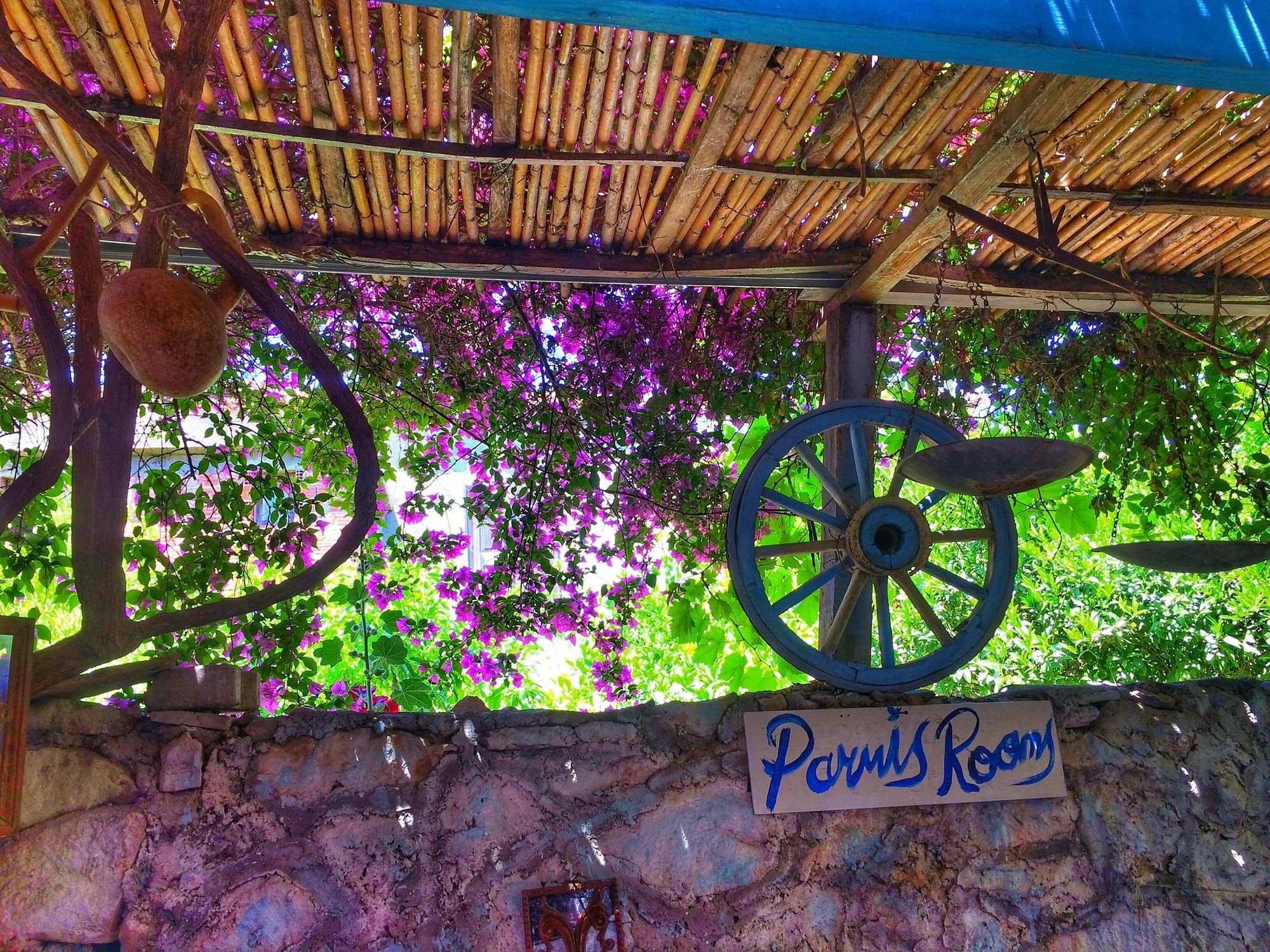 Parmis Rooms Çeşme Luaran gambar
